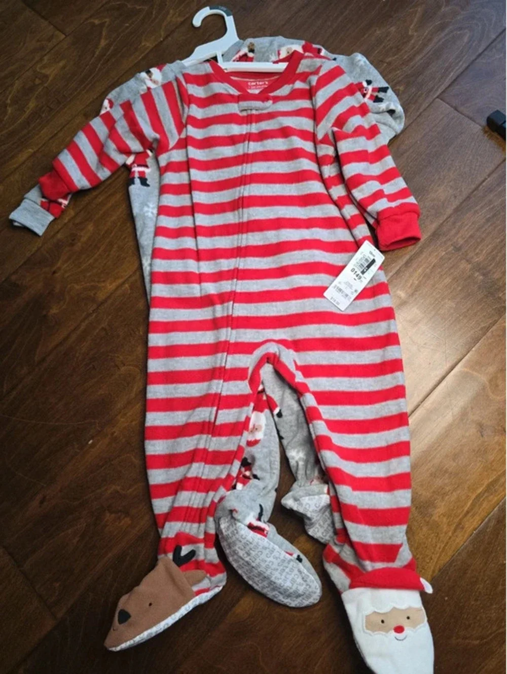 18m brand new christmas pajamas from carter's item. 149G6
